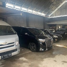 Harga Rental Mobil Toyota Alphard Harian Terlengkap di Jatinegara Jaktim